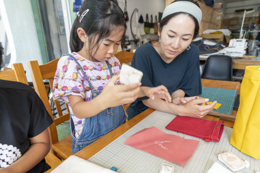 【旭川・クラフト体験】帆布生地で作るオリジナルサコッシュ