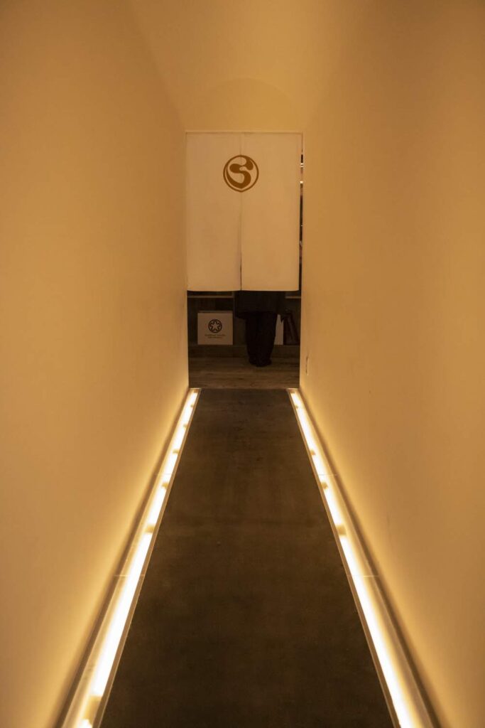 Wasake Kakuchi Uedaya