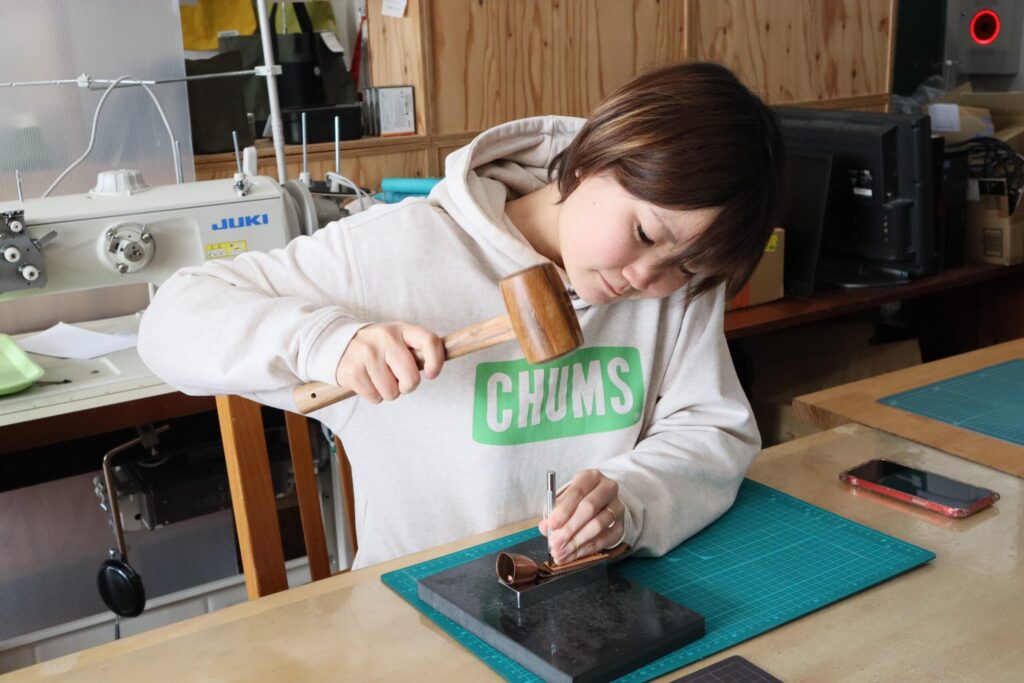 [Asahikawa craft experience] Unique to Hokkaido! Bear bell making experience