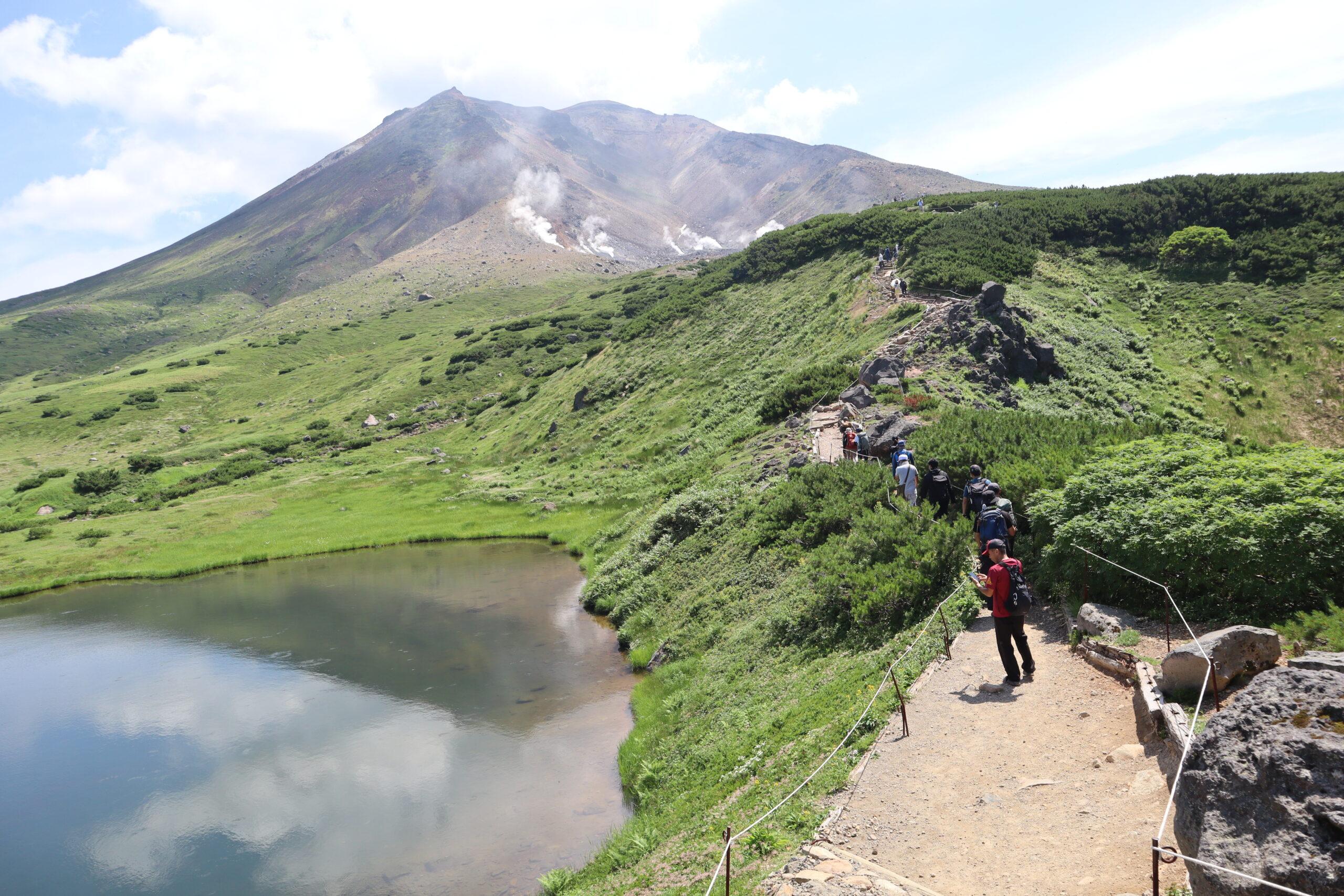 【Daisetsuzan – Mt. Asahidake】Mt. Asahidake Pond Hiking Tour