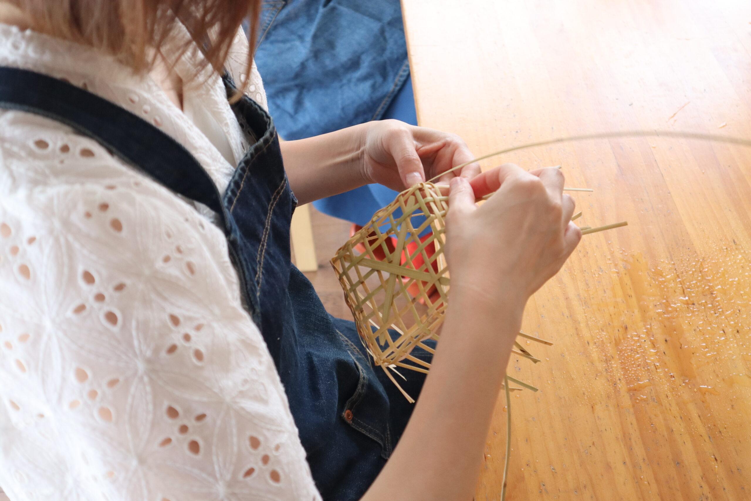【Hifu Town, Bamboo Crafts】Making an original “basket” using Chishima bamboo