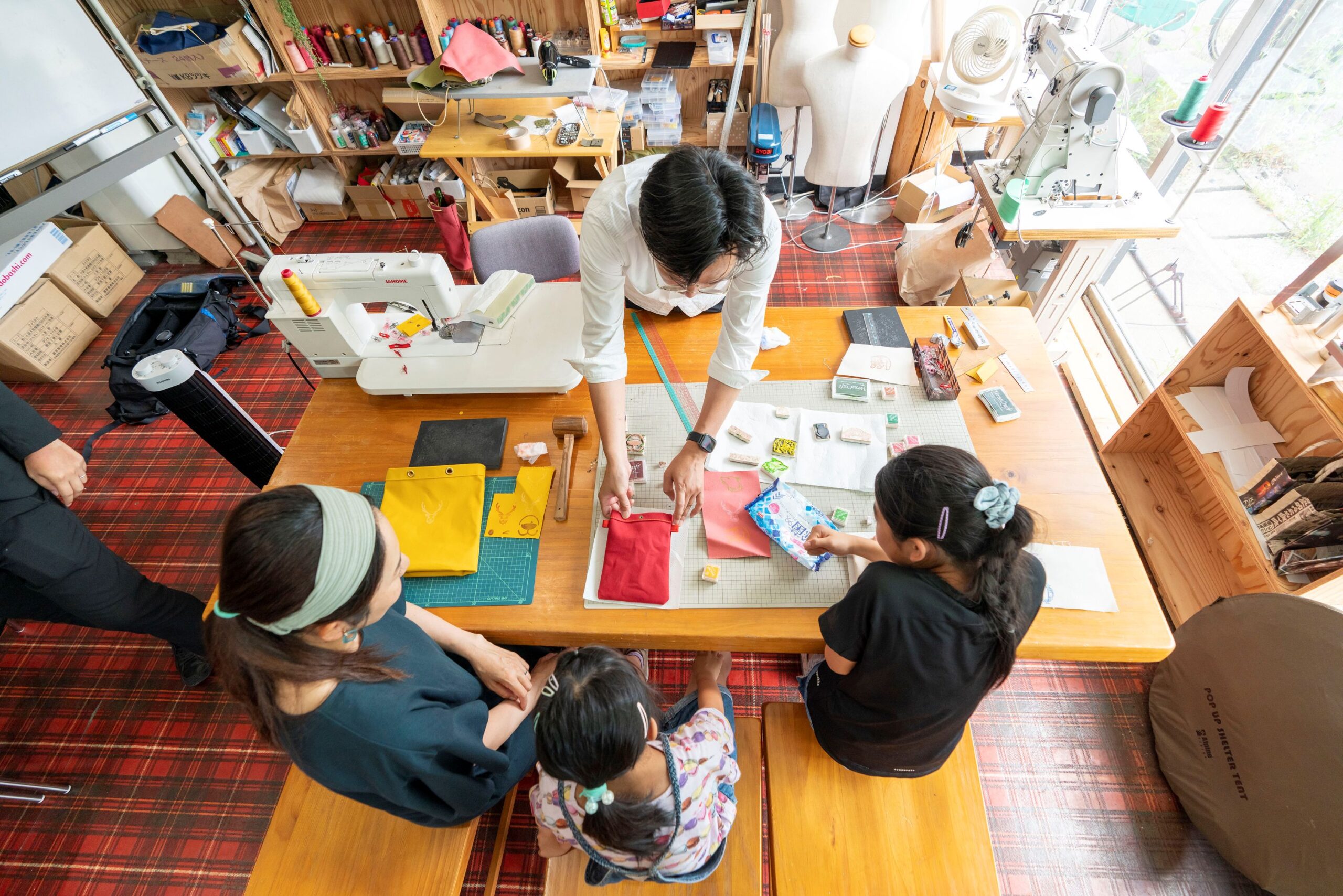 【Asahikawa Craft Experience】Original sake bottle bag making experience using canvas