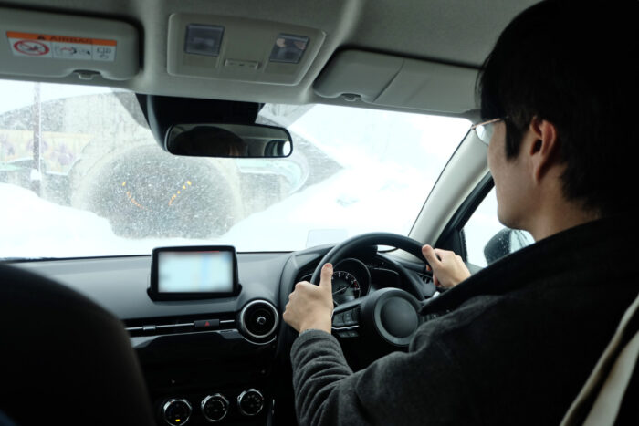 [Tips for driving on snowy roads] Winter driving, be careful of this!