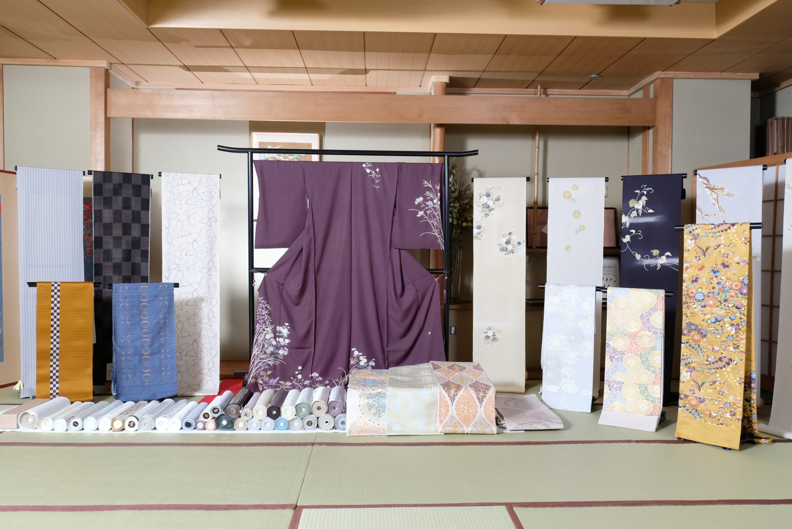 【Asahikawa Shopping Park】Dressing  tea ceremony experience at a Meguro kimono store that has been in business for over 100 years