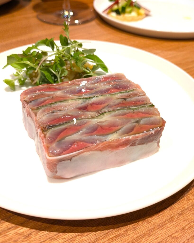 食堂フラミンゴ