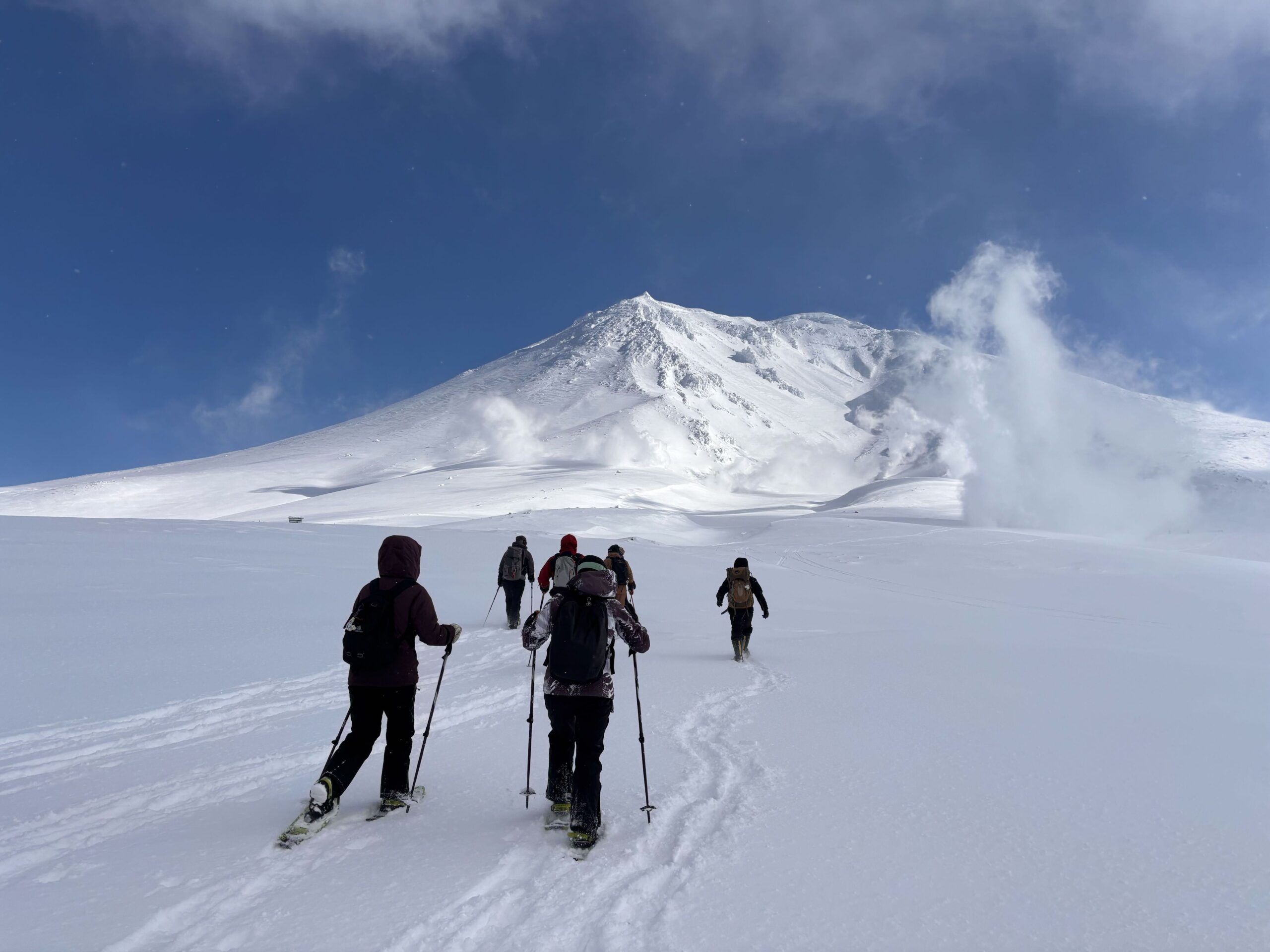 【大雪山‐旭岳】冬の旭岳姿見の池スノーシューガイドツアー