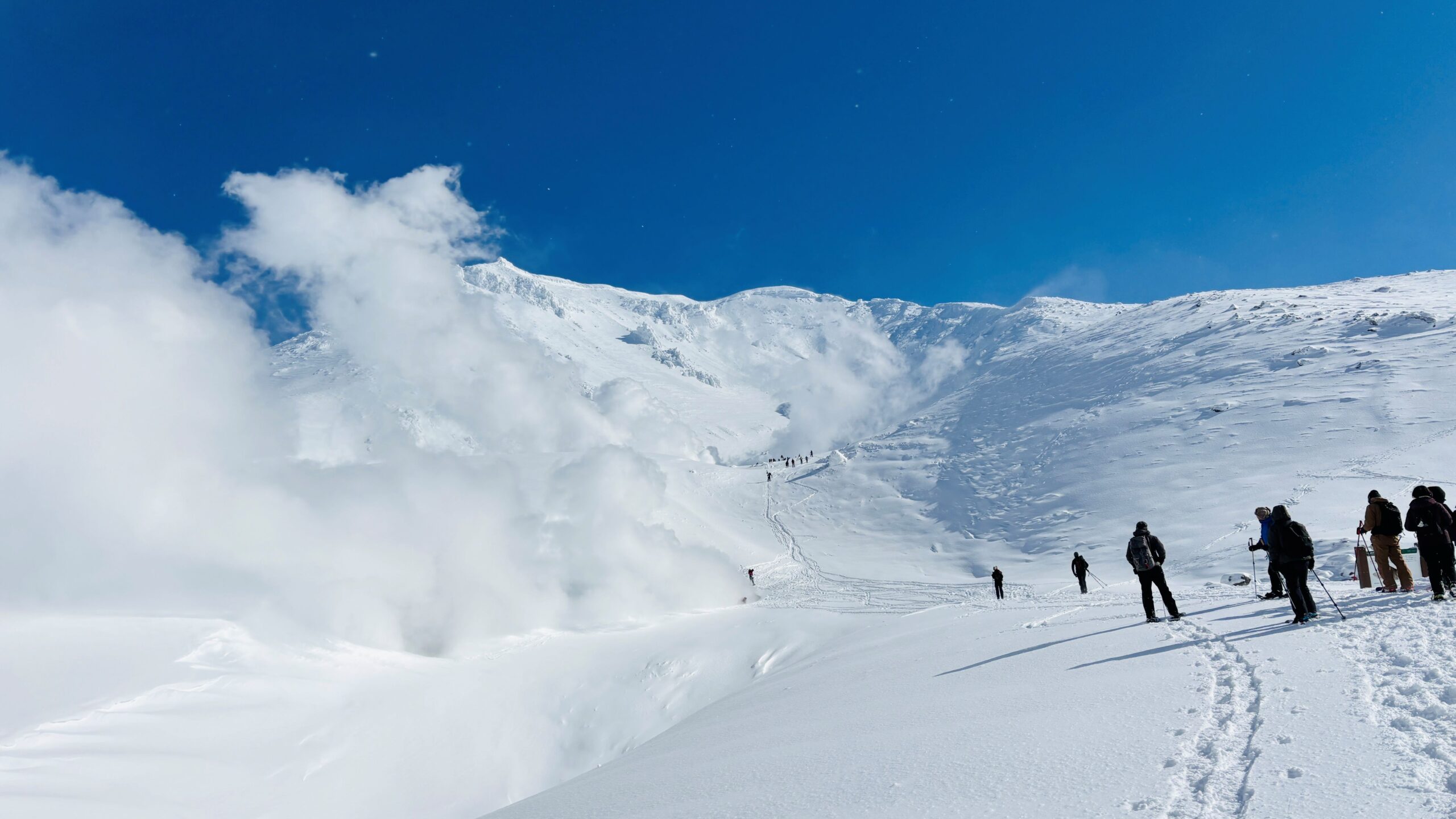 【大雪山‐旭岳】冬の旭岳姿見の池スノーシューガイドツアー