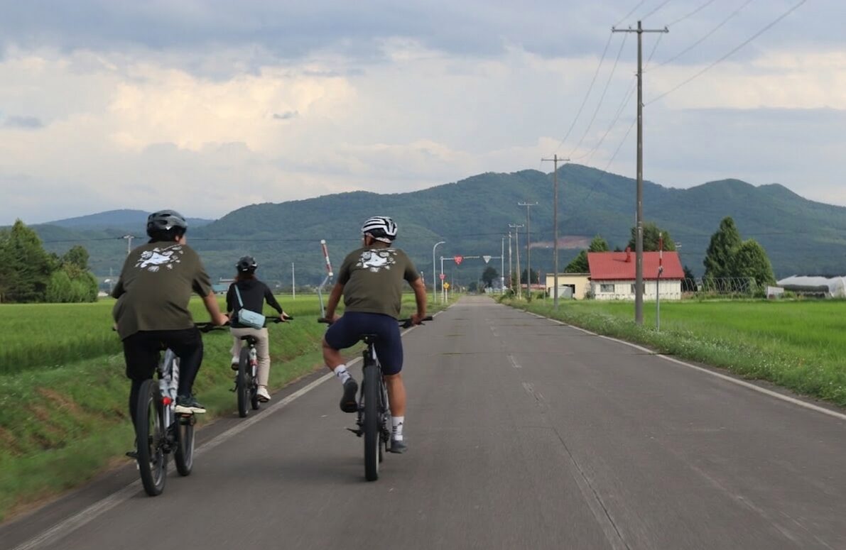 【Asahikawa Cycling】Strawberry Picking & Garden Cycling Tour