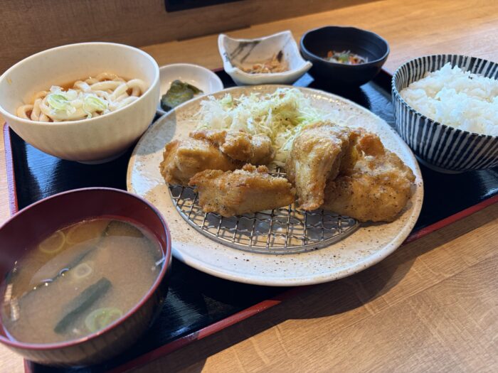 北海道ウイングファーム直営 北の定食処 小川屋 旭川空港店