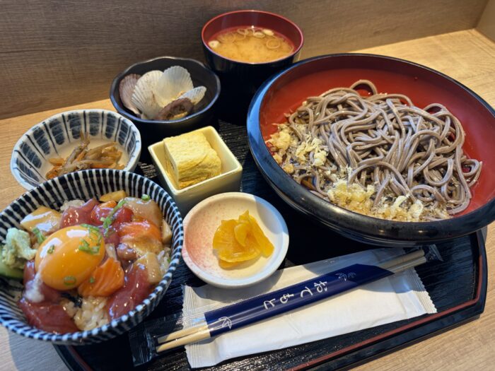 海鮮丼と幌加内黒蕎麦 祐一郎商店 旭川空港店