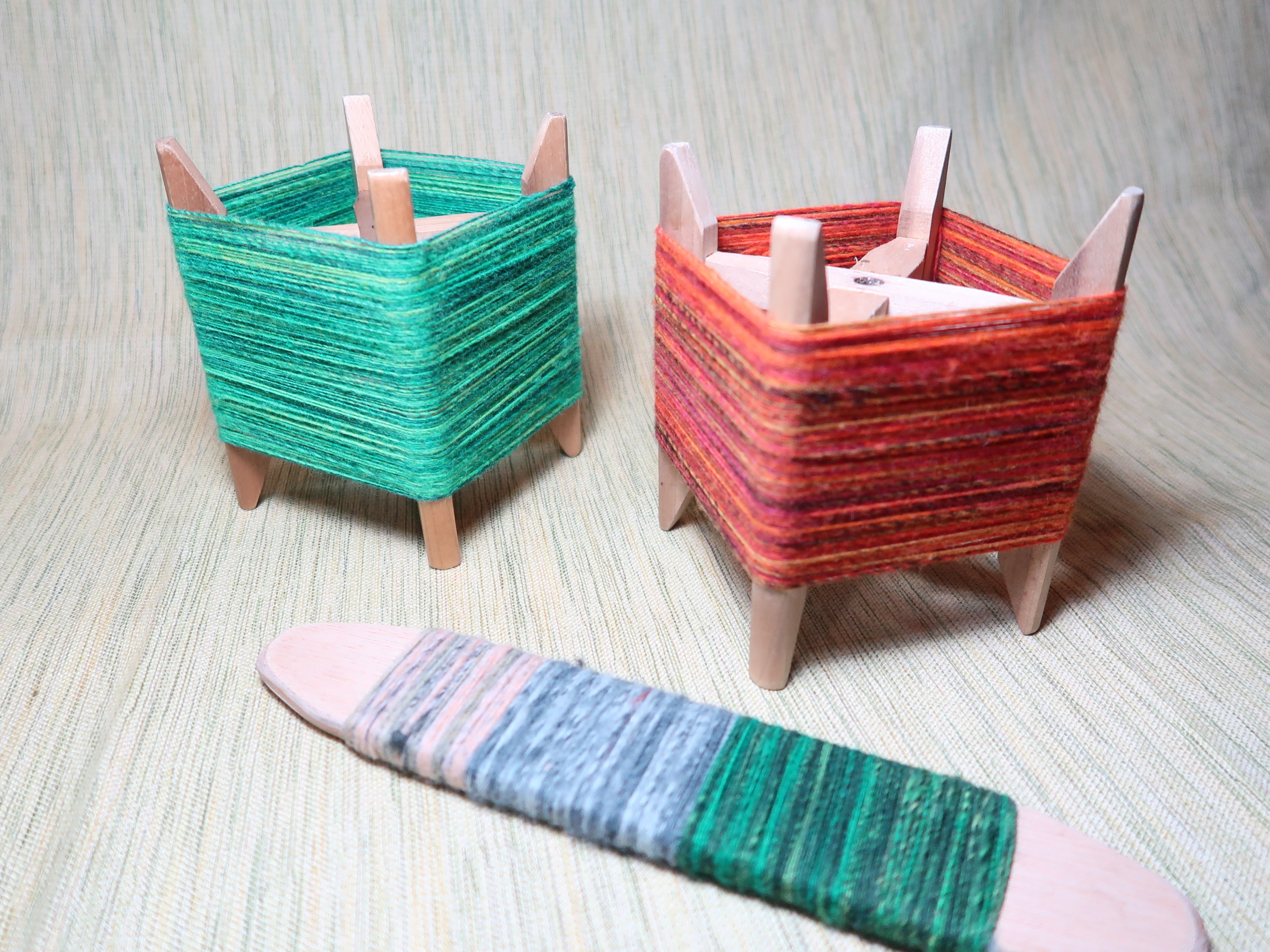【旭川・クラフト体験】北海道の染物工芸「優佳良織」の手紡ぎ糸で作る！花瓶敷製作体験